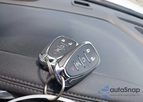 2022 Chevrolet Blazer Awd 2Lt from USA, damaged, VIN 3GNKBHR42NS144387